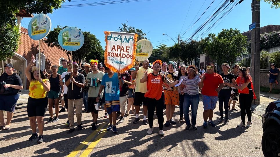 Anote na agenda: desfile do APAExonados pelo Carnaval sai pelas ruas no dia 13 de fevereiro